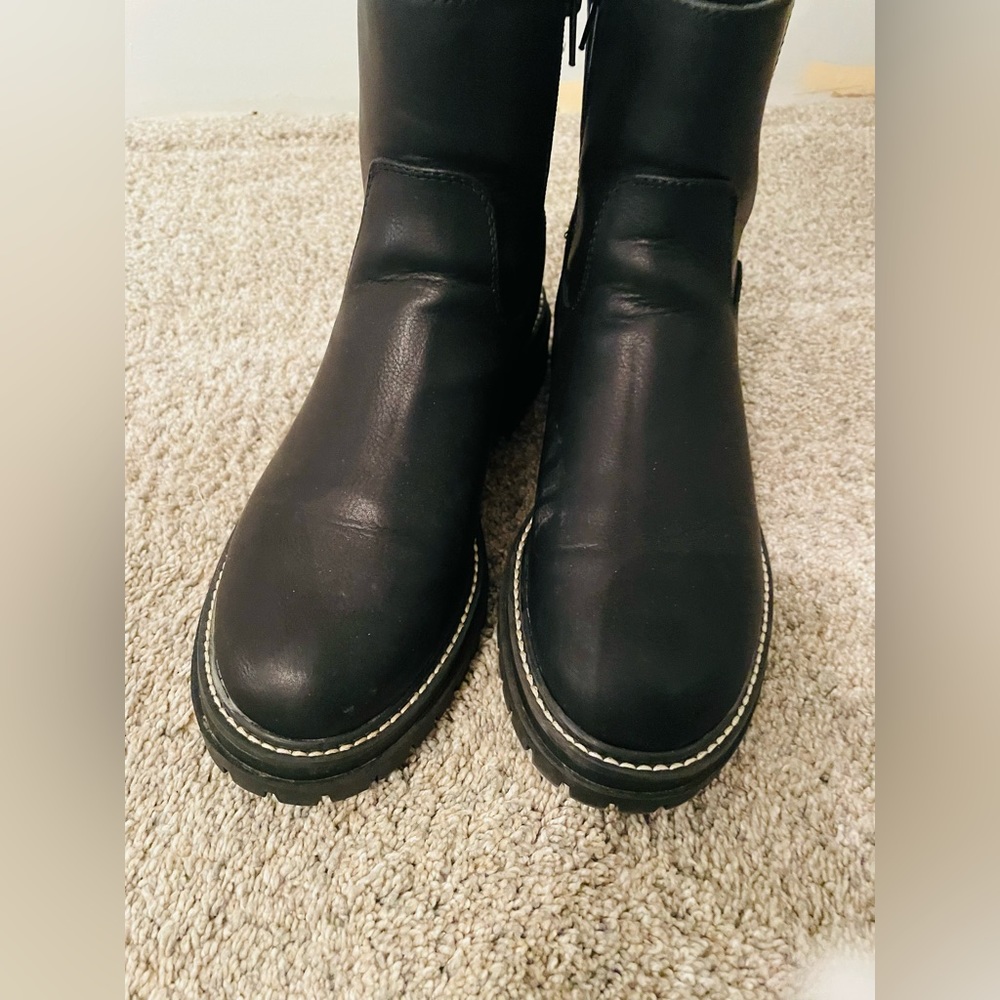 Time and true Chelsea boots